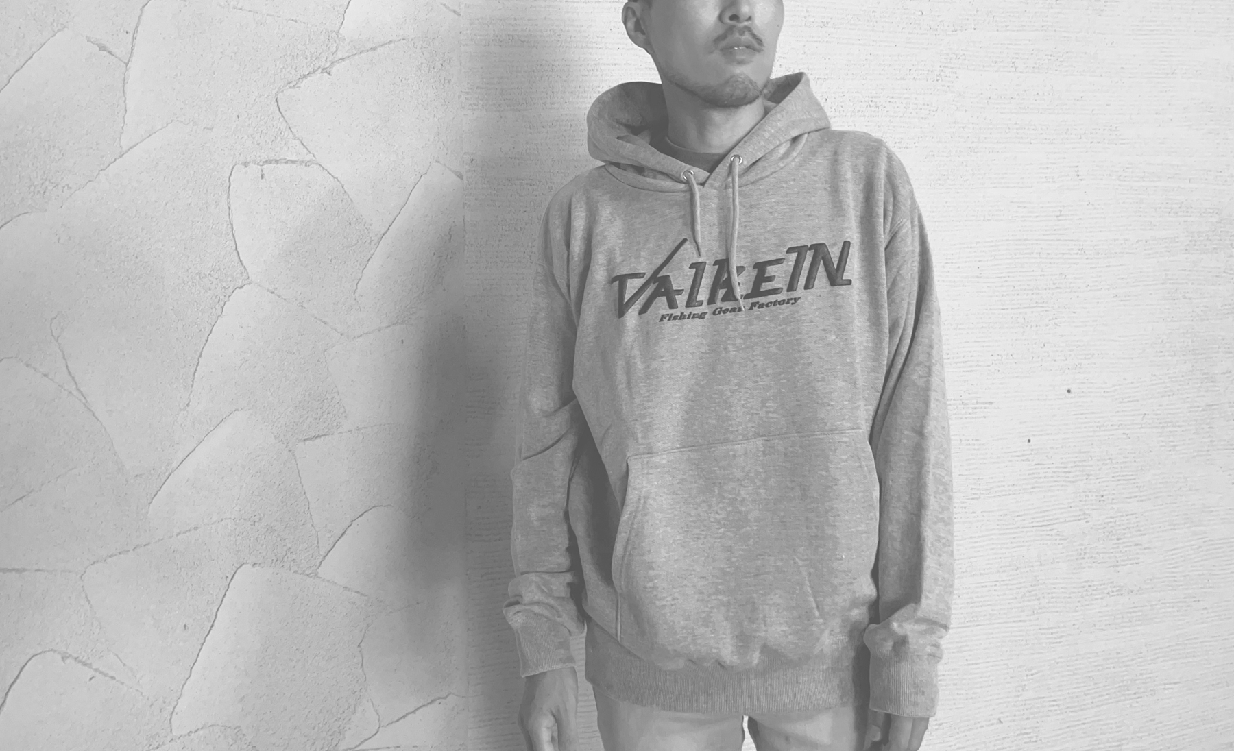 ロゴパーカー<br>予約販売スタート