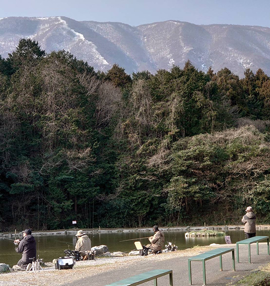 雪解け水の中答えはボトムに。